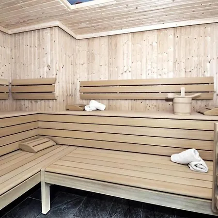 Semesterbostad Haus Schnoell 6 *