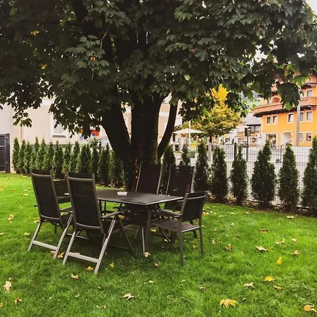 Haus Schnoell 6 Semesterbostad *